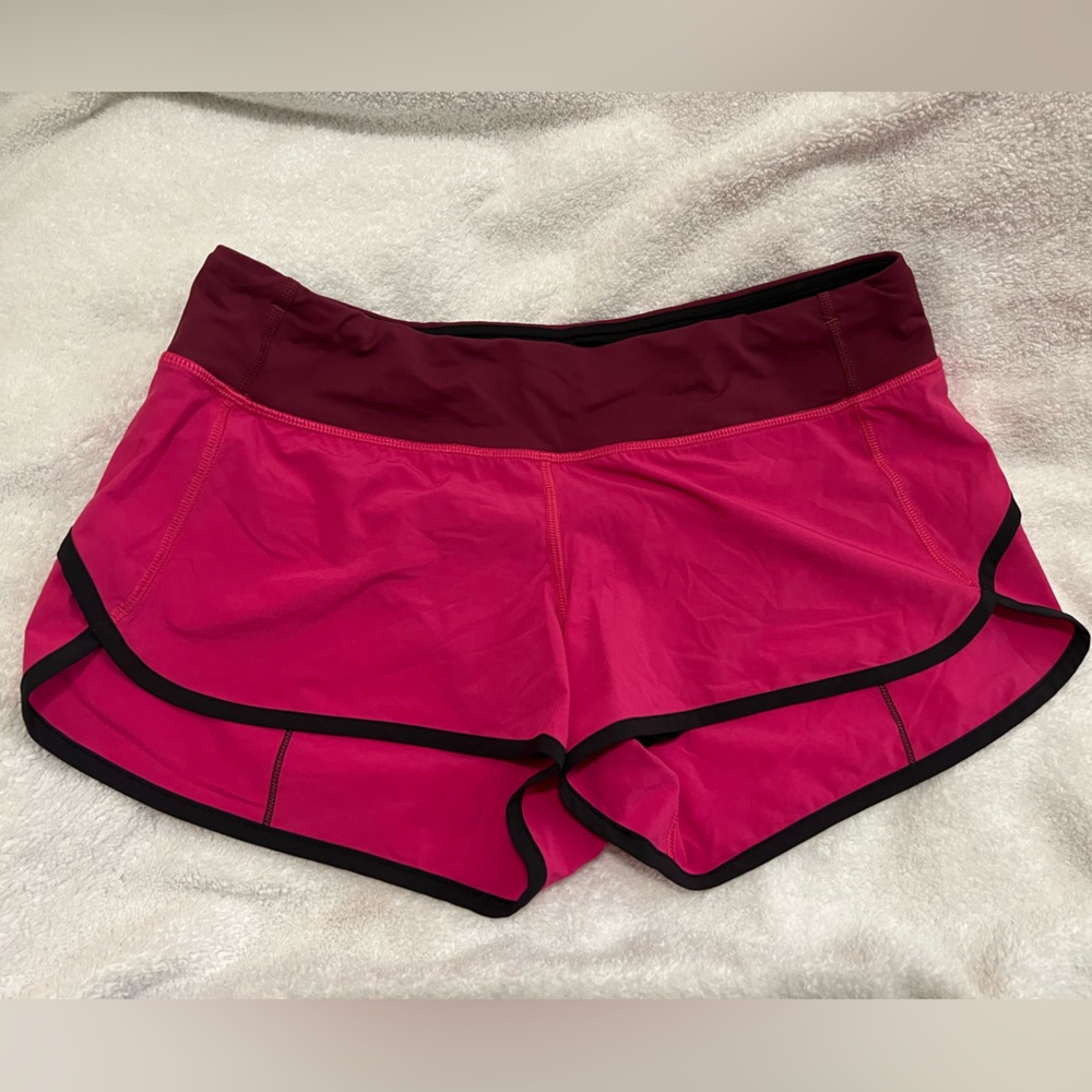 Lululemon jeweled magenta/dashing purple size 8 speed short